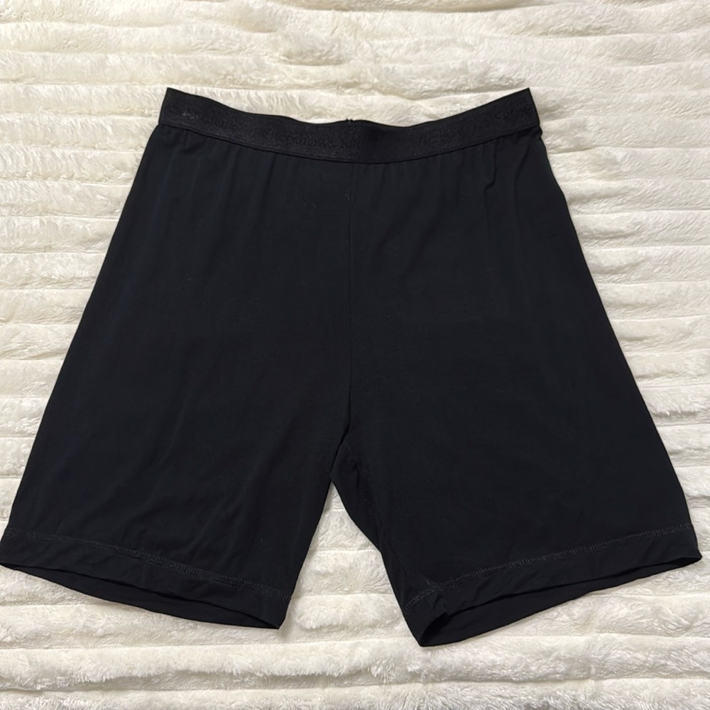 Victoria’s Secret Black Sleep Short